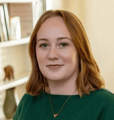 Headshot of Holly Simeone, CES™