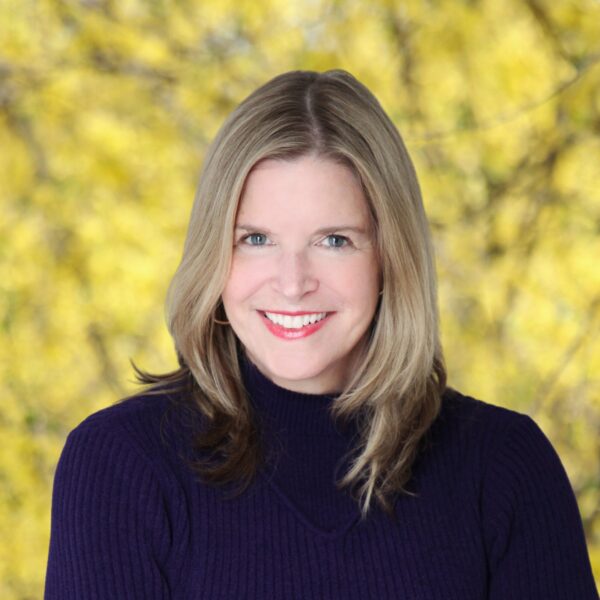 Headshot of Cathleen Tobin, CFP®, CCFC, RICP®